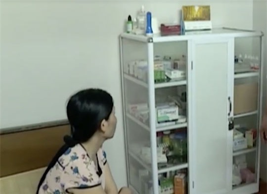 vu hang loat be trai bi sui mao ga khi cat bao quy dau: chu phong kham bi phat 100 trieu - 1