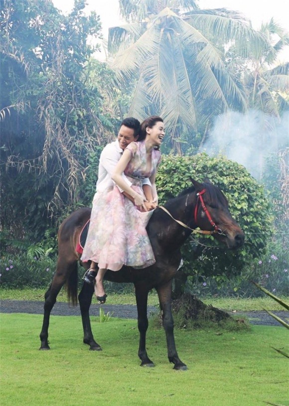 ,nữ ca sĩ hồ ngọc hà,Hồ Ngọc Hà hẹn hò đại gia,nam diễn viên Kim Lý, sao Việt