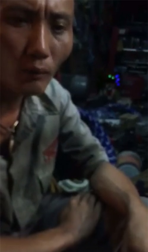 vo dang clip to chong dung chich dien doa giet gay phan no va cau chuyen bat ngo o phia sau - 3