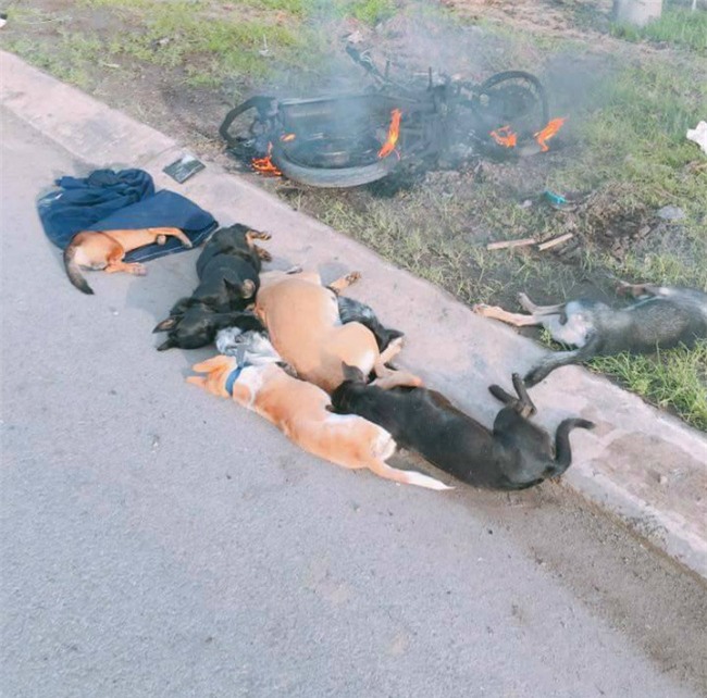 hai “cau tac” bi nguoi dan danh bat tinh, dot chay xe may gay nao loan ca vung que - 1