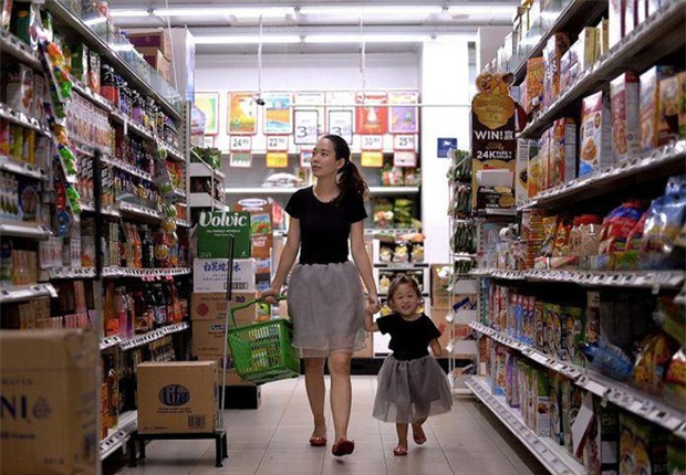 Bị chồng ruồng bỏ vì sinh con ra với bàn tay đứt lìa, người mẹ trầm cảm làm lại cuộc đời vì con - Ảnh 4.