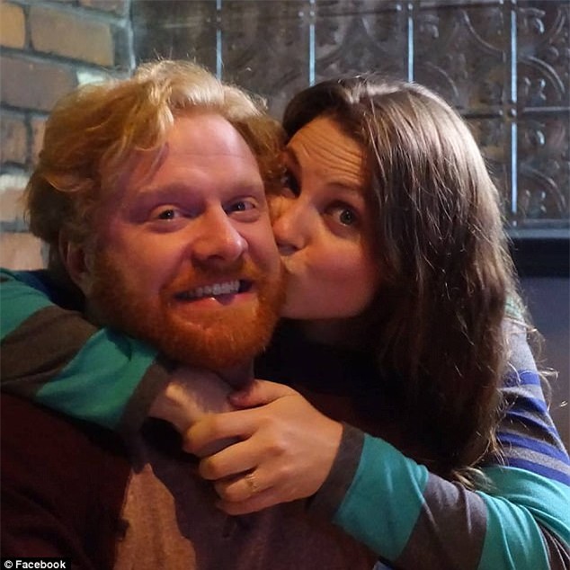 Cầu hôn bạn gái bên thác nước cho hoành tráng, chàng trai không ngờ rơi vào tình huống dở khóc dở cười - Ảnh 6.