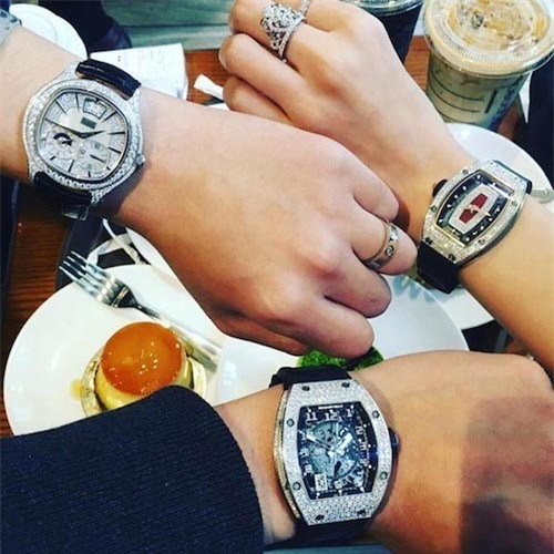siêu xe, siêu giàu, ái nữ, thiếu gia, khoe của
