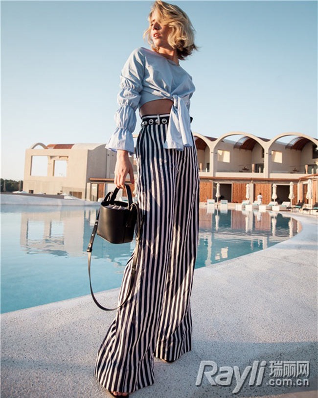 mac kieu ao lung nay dam bao vong eo cua ban nho nhan "vo doi" - 10