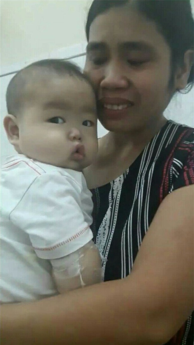 Tận cùng nỗi đau của người mẹ lần lượt đội tang 2 con thơ vì căn bệnh quái ác - Ảnh 2.