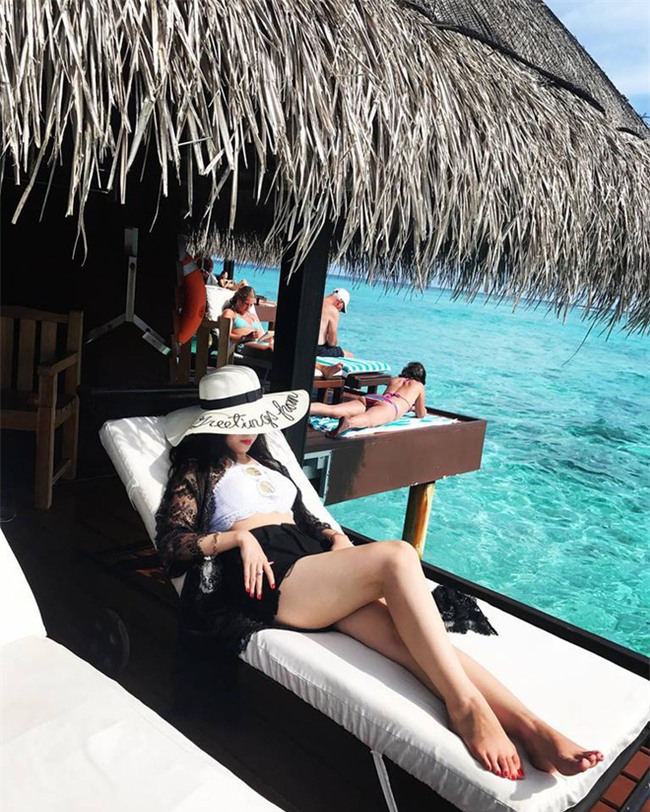 Ghen tị với cô vợ hotgirl được chồng rủ đi Maldives để kỷ niệm 7 năm ngày cưới - Ảnh 12.