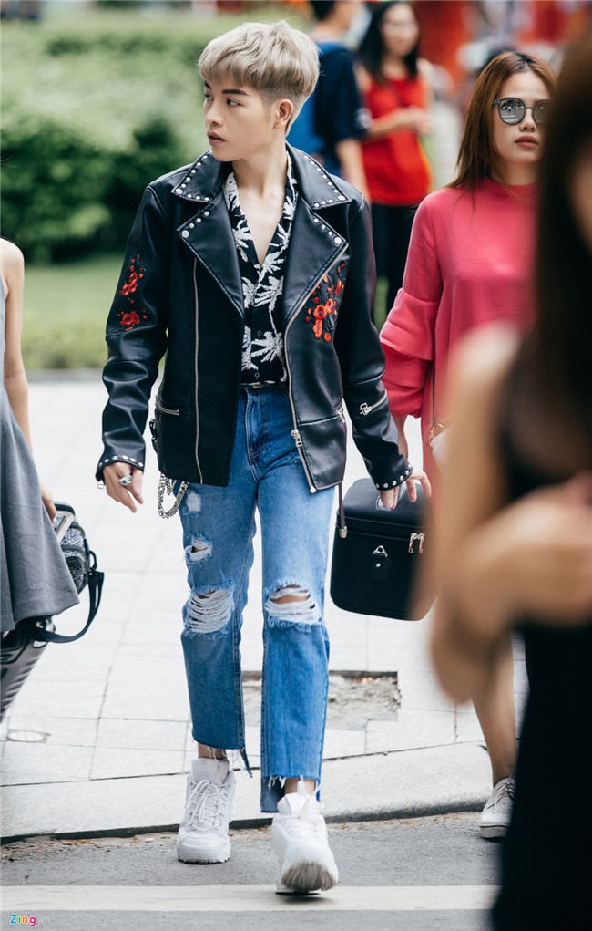 Duc Phuc tu tin voi ve ngoai sau phau thuat tham my hinh anh 1