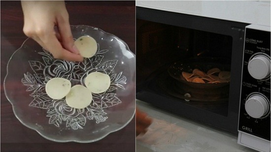 Đâu phải có dầu mỡ mới chiên được bánh phồng tôm, cách này chỉ 1 phút thôi là có cả đĩa - Ảnh 2.