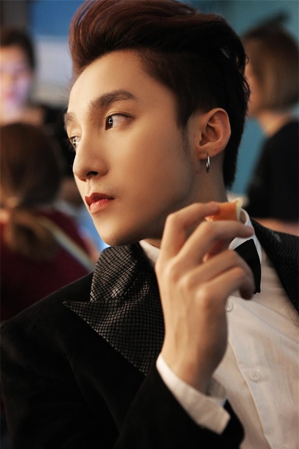 Không cần 'đập mặt', showbiz Việt vẫn có rất nhiều mỹ nam đẹp không góc chết-5