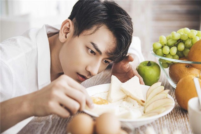 Không cần 'đập mặt', showbiz Việt vẫn có rất nhiều mỹ nam đẹp không góc chết-6