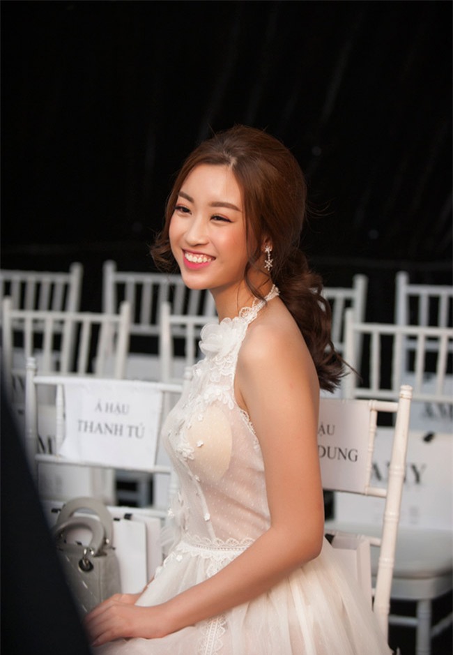 Hiếm lắm mới thấy Kỳ Duyên, Hà Hồ lọt top sao mặc xấu - Ảnh 4.