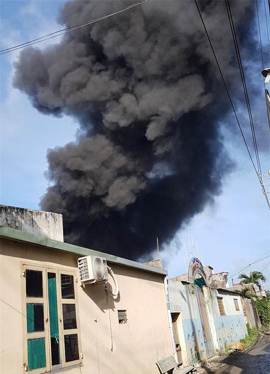 cháy lớn ở sài gòn, cháy công ty nhựa