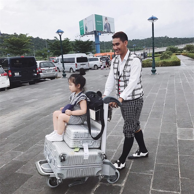 Nhóm bạn thân 6 hotmom Hà Nội trẻ xinh, kinh doanh giỏi, du lịch nước ngoài như đi chợ khiến chị em ngưỡng mộ - Ảnh 9.