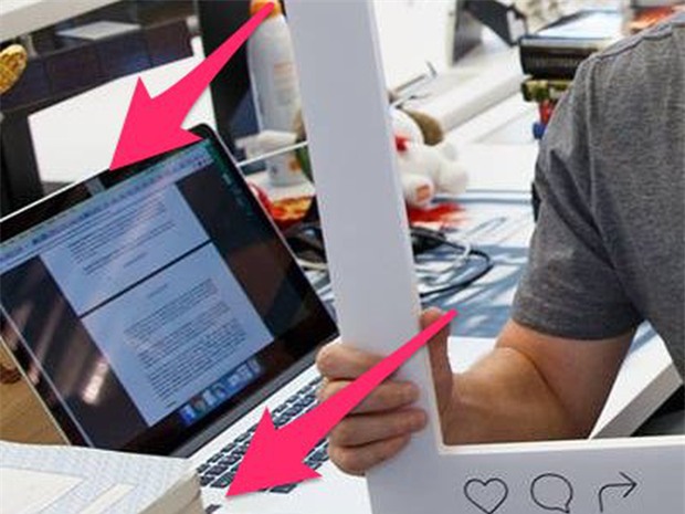 Mark Zuckerberg dán băng dính vào webcam và microphone trên laptop, lý do đằng sau cũng khiến bạn muốn làm theo ngay - Ảnh 3.