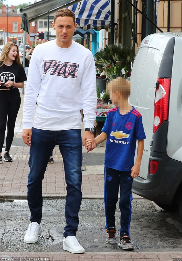 Matic mung sinh nhat sau ngay dau den MU hinh anh 2