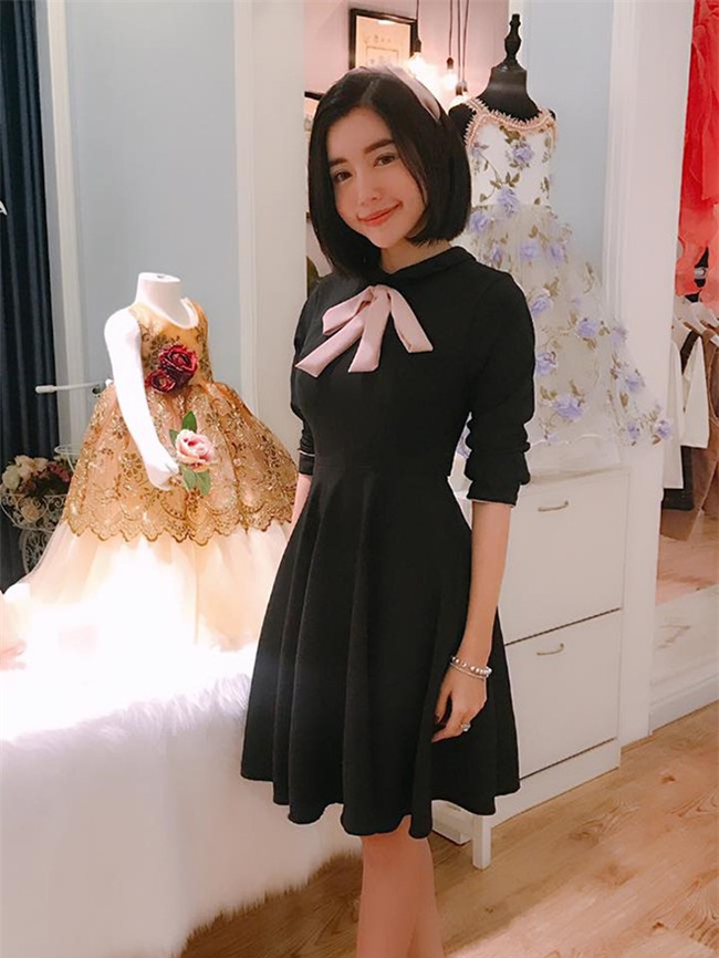 bat ngo truoc hinh anh ba me 2 con elly tran toc ngan tre trung nhu gai 18 - 2