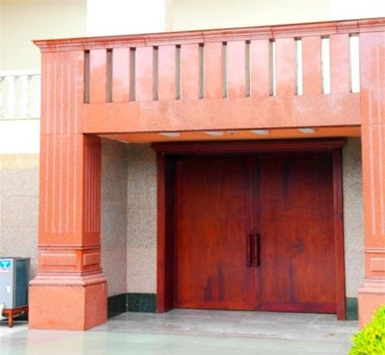 trầm bê, Sacombank, SouthernBank, ngân hàng phương nam, lâu đài, dinh thự