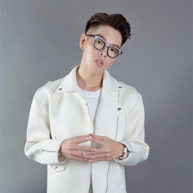 Xấu xí là một cái tội, người xấu xí là một tội nhân! Bạn không tin, hãy hỏi Đức Phúc, Phượng Thị Nở thì rõ! - Ảnh 2.