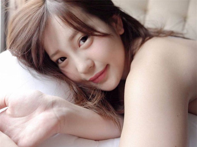 Lỗ chân lông to, cần chăm sóc thế nào mới thu nhỏ lại được - Ảnh 1.