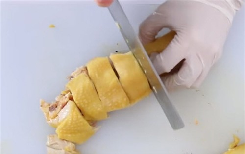 nho ban trai sinh vien y khoa chat ga, co gai choang vi thanh qua "ba dao" - 13