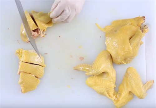 nho ban trai sinh vien y khoa chat ga, co gai choang vi thanh qua "ba dao" - 15