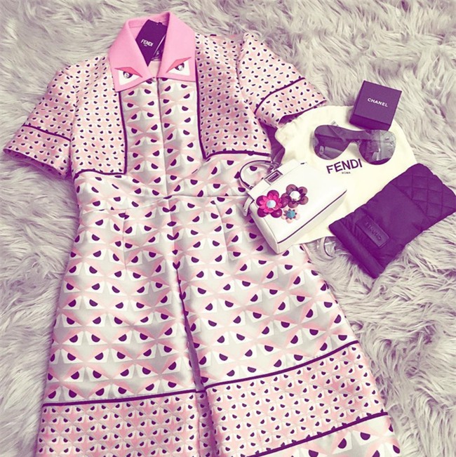 Đang khuấy đảo Instagram Hội con nhà giàu Việt Nam: tiểu thư con nhà buôn siêu xe, lột xác từ 96kg - Ảnh 12.