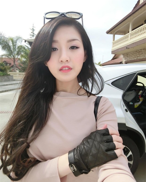 Đang khuấy đảo Instagram Hội con nhà giàu Việt Nam: tiểu thư con nhà buôn siêu xe, lột xác từ 96kg - Ảnh 13.
