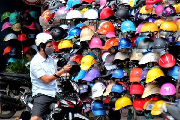 chua ha nhiet vu ban bo, dan mang lai chia re nhau vi bai toan ban mu bao hiem - 1