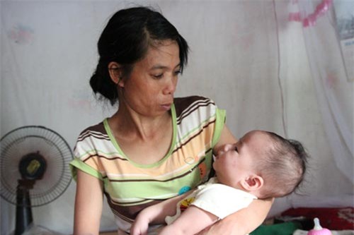 nguoi cha mu va uoc mo co noi chao mong gio cho con gai mac benh tam than vua sinh con - 2