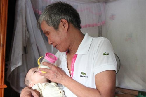 nguoi cha mu va uoc mo co noi chao mong gio cho con gai mac benh tam than vua sinh con - 3
