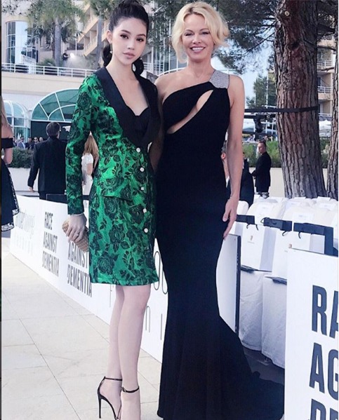 Ngắm cuộc sống sang chảnh, ngập trong đồ hiệu, du lịch xa xỉ của Jolie Nguyễn - hoa hậu hội con nhà giàu Việt Nam - Ảnh 16.