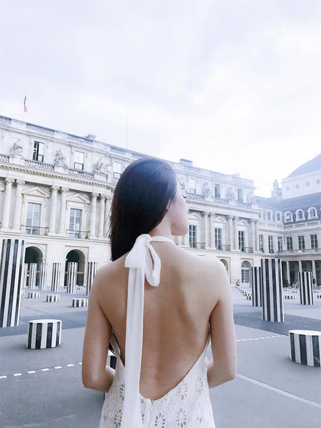 Ngắm cuộc sống sang chảnh, ngập trong đồ hiệu, du lịch xa xỉ của Jolie Nguyễn - hoa hậu hội con nhà giàu Việt Nam - Ảnh 29.