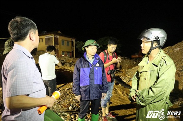 Lũ quét khủng khiếp ở Mù Cang Chải: Tìm thấy một người mất tích may mắn sống sót - Ảnh 2.