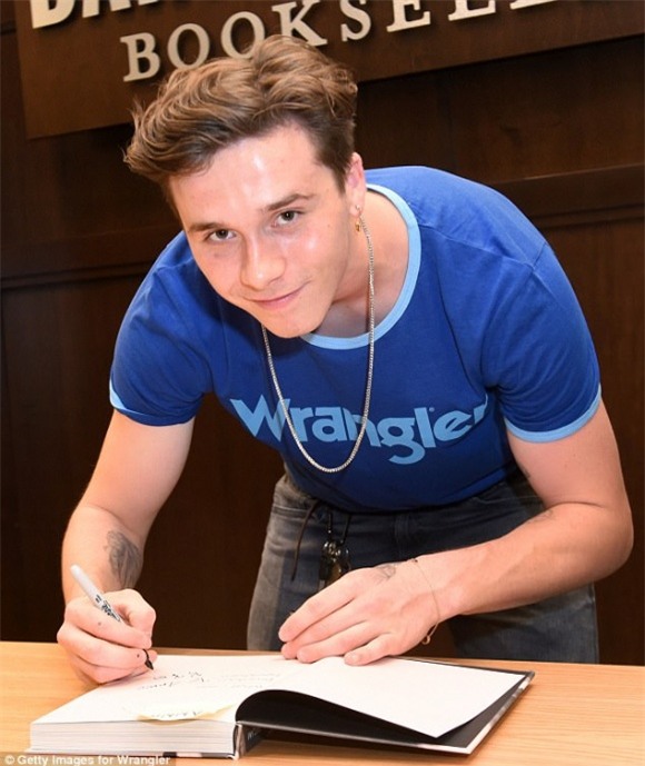 Harper Seven Beckham,Harper Seven,con gái Beckham,con gái David Beckham