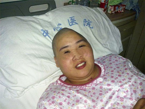 ban gai ngay ngo nhu tre len 3 sau tai nan, chang trai van cuoi ve cham soc va cai ket xuc dong sau 7 nam - 2