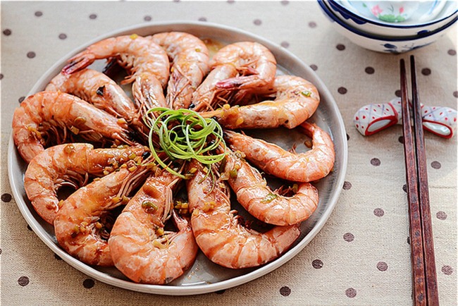 Món ngon cuối tuần: Tôm nướng xì dầu - Ảnh 6.