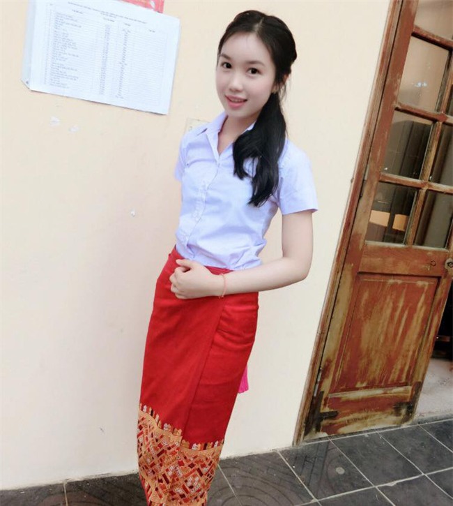  Chân dung nữ sinh Lào gây chú ý trên mạng xã hội Việt ít ngày qua - Ảnh 1.