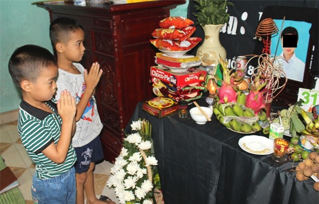 tam su dau xot cua ba noi be gai lop 7 chet tham duoi song vi lieu minh cuu em trai - 3