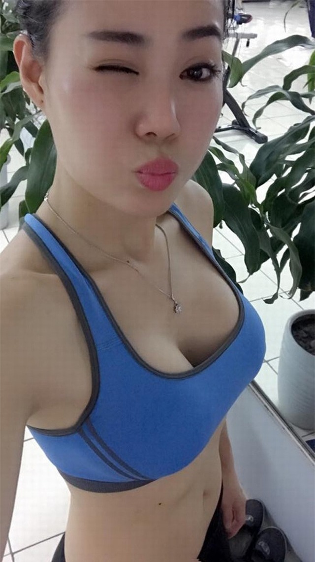 Con gái ông trùm khoe hình thể đẹp nhờ tập gym