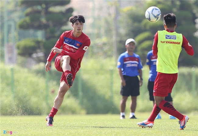 U22 Viet Nam tha long o be boi sau tran thang 4-1 hinh anh 1