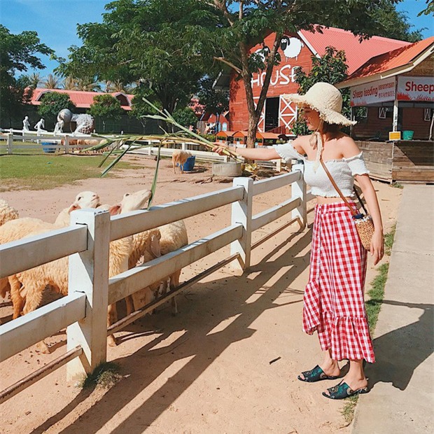 Đâu là những thiết kế đụng hàng nhiều nhất của các quý cô Việt - Ảnh 16.