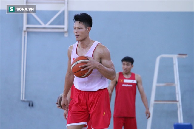 Tháo đai độc cô, võ sỹ vàng Việt Nam thay áo mới tới SEA Games tìm đối thủ - Ảnh 5.