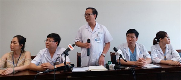 vu be 14 thang tuoi bi bao hanh, bo roi tai vien: ong ba noi ngoai ngo ngang khi biet minh co chau - 4