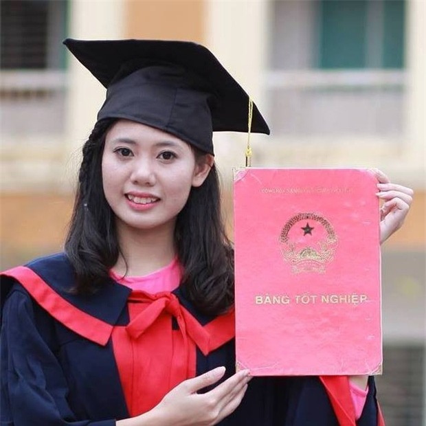 Anh trai nữ cử nhân bị Phó Chủ tịch xã phê lý lịch gây khó dễ: Em tôi sợ hãi không dám đối diện với ai - Ảnh 2.