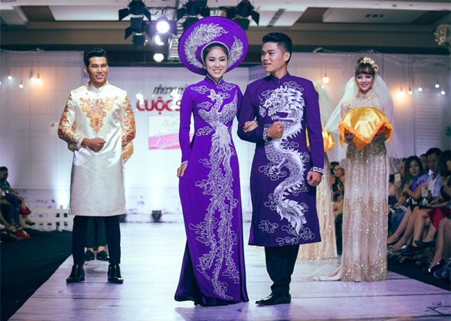 hanh trinh yeu duong nhu tieu thuyet cua le phuong va chong tre hinh anh 8