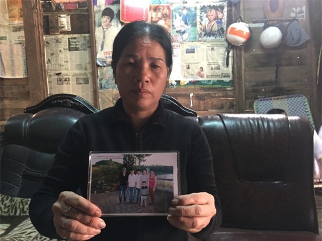 Bà Lý lo lắng khi nhiều ngày liền không có thông tin của 2 con trai