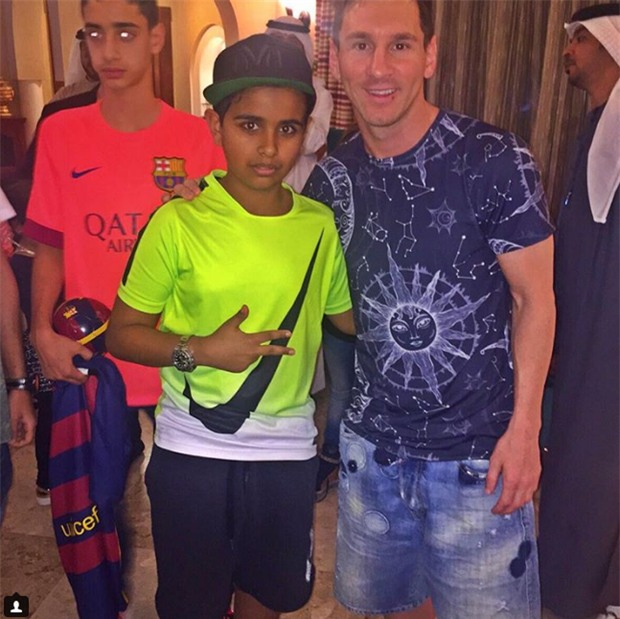 Cuộc sống toàn hàng hiệu, siêu xe, thú cưng đặc biệt và làm bạn với người nổi tiếng của cậu ấm Dubai 15 tuổi-2