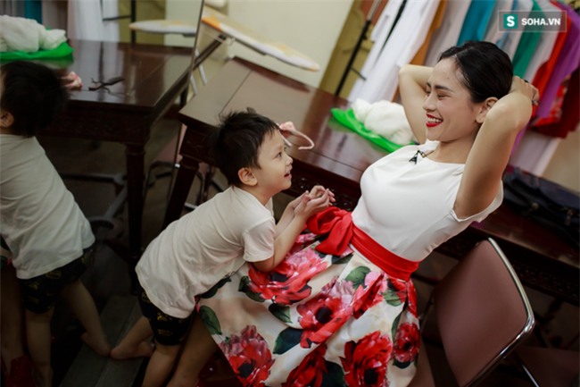 Cuộc sống hoàn toàn khác xa trên phim của Hương Phố Người phán xử - Ảnh 14.