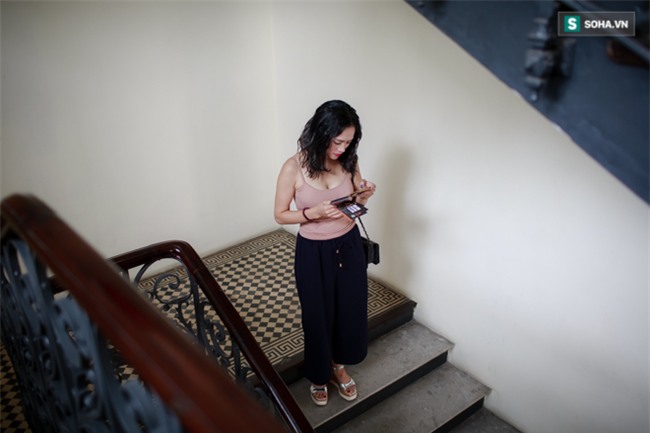 Cuộc sống hoàn toàn khác xa trên phim của Hương Phố Người phán xử - Ảnh 8.