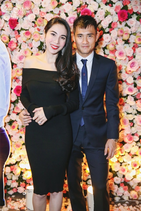 Thủy Tiên bị Công Vinh 'bóc phốt' là người thích bắt nạt chồng-1